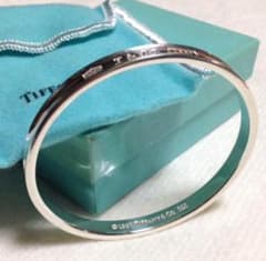 TIFFANY 美品 正規品 1837 シルバー ナロー バングル ユニセックスのサムネイル
