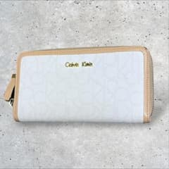 カルバンクライン　長財布　CK柄　ラウンドファスナー　ホワイト　札入れ　小銭入れ