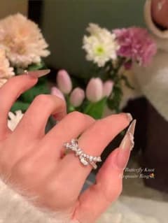 リボンモチーフのリング レディースリング リボンリング　ダイヤモンド　指輪 人気のサムネイル