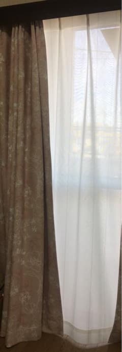 ニトリ　カーテン　レースカーテン付き4枚セットのサムネイル