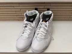 Nike Air Jordan 7 ホワイト/ゴールドのサムネイル