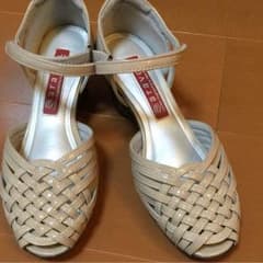 aravonサンダル 大きめ22センチ 美品のサムネイル