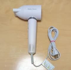 コイズミ Salon Sense KHD-B400 ヘアドライヤー - メルカリ