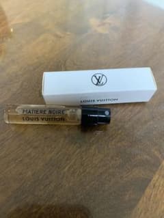 ルイヴィトン  マティエール ノワール　2ml サンプル　香水のサムネイル