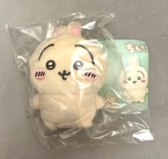 ちいかわ おすわりぬいぐるみ2 うさぎ ガチャガチャのサムネイル