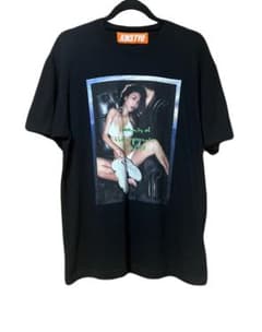 激レアkiks tyo 青山めぐ adidas YEEZY500 コラボTシャツ - メルカリ