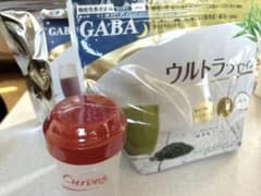 カーブス GABA ウルトラプロテイン緑茶味＋ブルーベリー味セット シェーカー付のサムネイル
