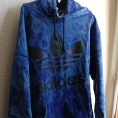 adidas  パーカーのサムネイル