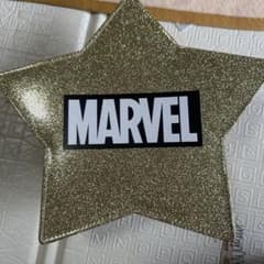 MARVEL 星型 ゴールドポーチのサムネイル