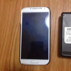 DOCOMO ギャラクシー S4 SC-04E 白のサムネイル
