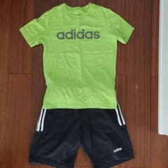 AYU様専用　adidas　上下　140cmのサムネイル