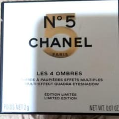 CHANEL N°5 LES 4 OMBRES アイシャドウパレットのサムネイル
