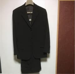 PRADA スーツ 銀座店購入 中古 黒っぽい茶色のサムネイル