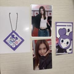 twice サナ This is for 国立 1万円トレカなどまとめ売りのサムネイル
