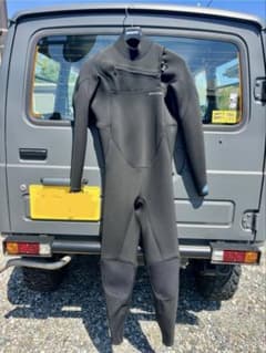 patagonia ウェットスーツ　2mm これからの季節にピッタリですのサムネイル