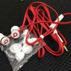 本物保証新品ビーツ イヤホン  未使用！のサムネイル