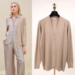 【未使用】エルメス カシミヤ Vネック カーディガン ベージュ 34 2024 m80365897537_1.jpg?1758606926