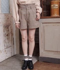 ハイウエスト ショートパンツのサムネイル