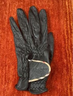 バーバリーゴルフ　グローブ　黒色　size18  女性のサムネイル