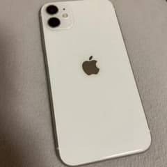 Akira92様★美品★iPhone 11 ホワイト 64 GB 付属品全て有のサムネイル