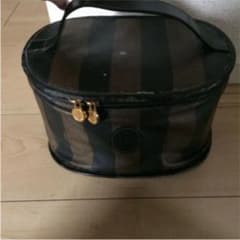 未使用fendi バニティ FENDIポーチのサムネイル