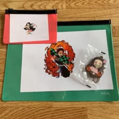 鬼滅の刃　　スライダーケース　キーホルダーのサムネイル