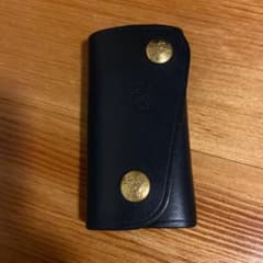 イルビゾンテ キーケースのサムネイル