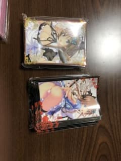キャラスリーブのサムネイル