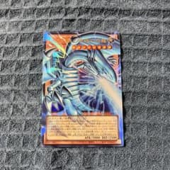 遊戯王　ブルーアイズ・ホワイト・ドラゴン　オーバーフレーム　ウルトラのサムネイル