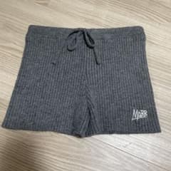 MOBB. ニットショートパンツのサムネイル