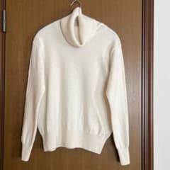 ユニクロ UNIQLO ニット セーター カシミヤ オフホワイト タートルネック