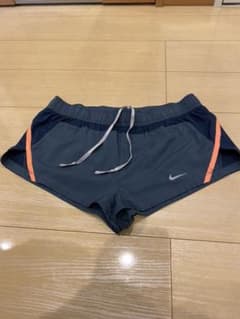 NIKE ナイキ ランニングパンツのサムネイル