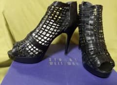 Stuart Weitzmanのサムネイル