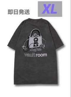 vaultroom 店舗限定 モノクロロゴ Tシャツ ボルトルーム - メルカリ