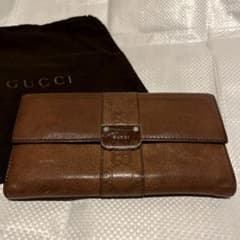 GUCCI長財布（中古、専用袋付き）のサムネイル