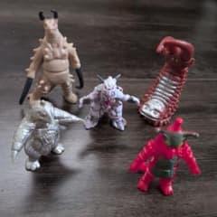 ウルトラマン 怪獣 フィギュア 5体セット まとめ売り - メルカリ