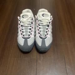 NIKE AIR MAX 95 グレー ピンク スニーカーのサムネイル