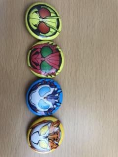 仮面ライダーゼロワン　くるみボタンのサムネイル