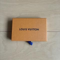 LOUIS VUITTON ギフトボックス 保存袋 セットのサムネイル