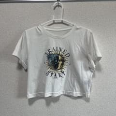 SHEIN Tシャツのサムネイル