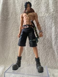 ONE PIECE 포트가스·D·에이스 피규어