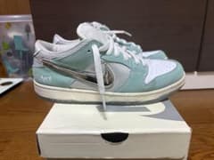Nike Dunk Low Mint Green Aprilのサムネイル