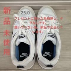 【新品、未使用】NIKE SB ALLEYOOPスニーカー　ホワイト　25のサムネイル
