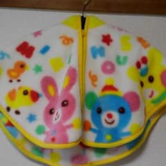 ポンチョ　ミキハウスのサムネイル