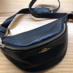 COACH ボディバッグ ウエストポーチのサムネイル