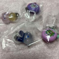 たまごっち めじるしアクセサリー 4点セットのサムネイル