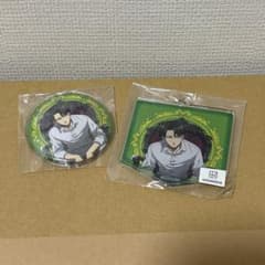 Attack Titan Charaum Cafe Levi Acrylic Keychain and Can Badge