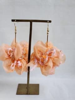 ハンドメイドピアス　No.4のサムネイル