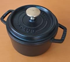 STAUB ラウンド・ココット 14cm ブラックのサムネイル