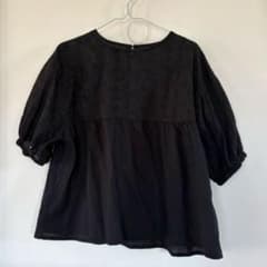 Samansa Mos2 ブルー刺繍 半袖ブラウス ブラックのサムネイル